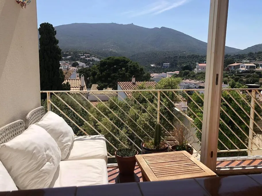 Casa Adela /Terraza/5M Playa / Aire Acondicionado Villa Cadaques Spain